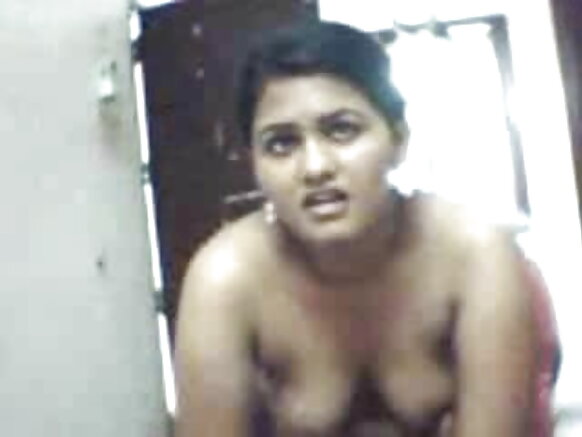 sexy video e rewɓe indiyankooɓe e nder suudu mobiil hindi