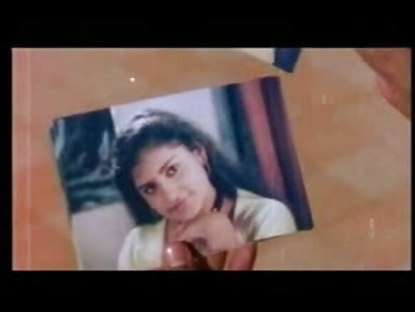 S.Indiya Toɓɓere B Dirty e Sexy Indiya Fijoowo Fijoowo Fijoowo Amutha Massage Boobs