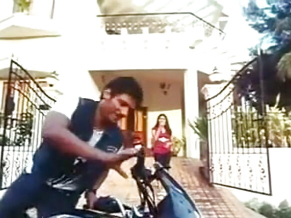 Suka desi aunty seduced par desi boy film sexy hd