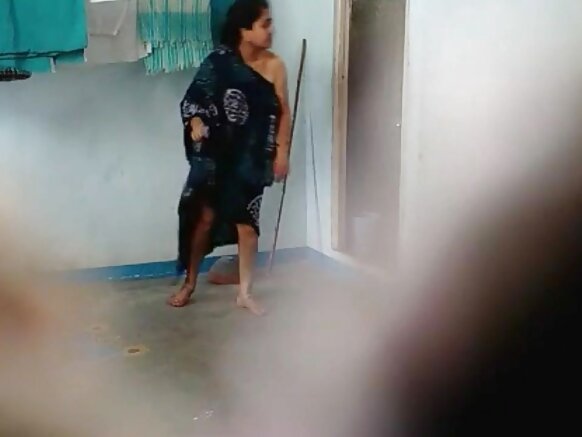 Aunty sunita timmuɗo sexy e ɗemngal Engele 5