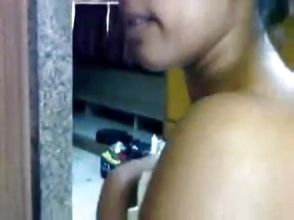 Desi debbo ina ɓuuɓna ɓuuɓri e sokola e ɓuuɓri desi villu film sexy