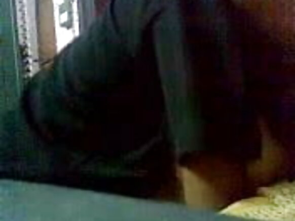 Tamil aunty debbo galle ina jokkondiri e koɗo suka janngoowo duɗal jaaɓi haaɗtirde to galle ina ndaara video filmo sexy