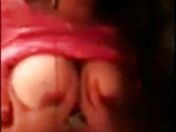 Sexy Paki teen hollirta ko ɓuuɓri teen mawndi e nder filmo mum sexy sex video skype