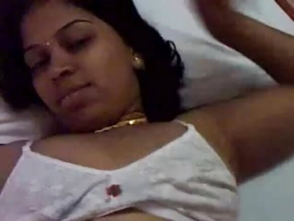 Kerala Aunty Nude Show e nder Sud Indiya Kerala Aunty