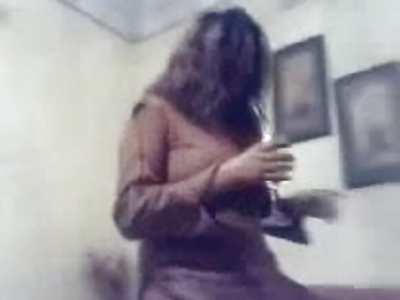 Filmu sexy keso pakistaan ​​nder Aunty P1