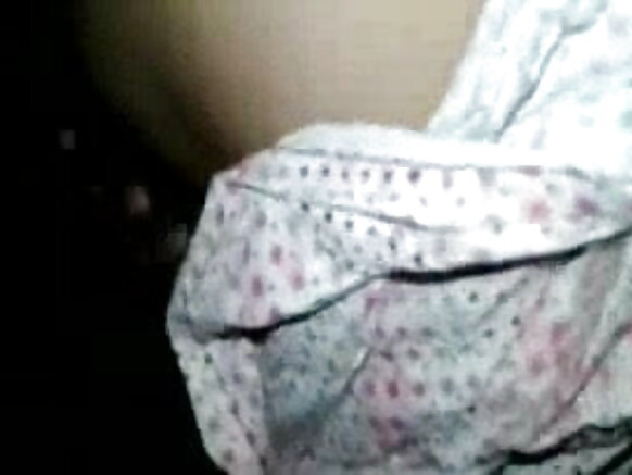 Desi mawɗo bhabhi ina weltii e jokkondire tawa ko filmo sexy cock mawɗo ɓiɗɗo mawniiko