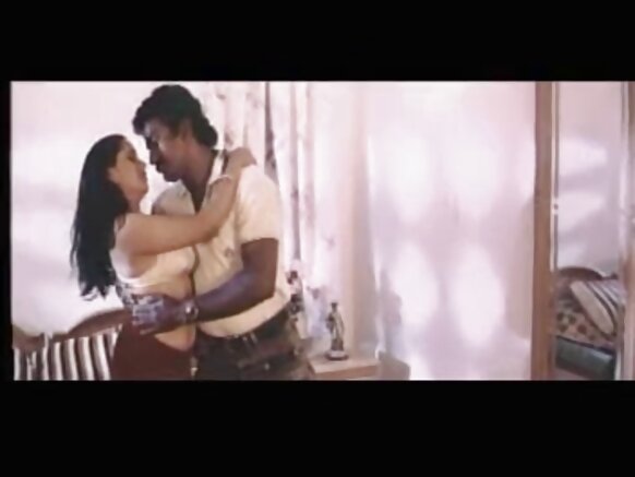 Fotoowo filmo video Sexy indiyankeejo Reshma ina seernda fotoowo oo