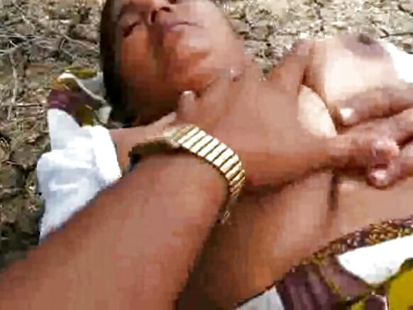 Indiya Aunty Karnataka Tits mawɗo, Engele Film Pussy Show