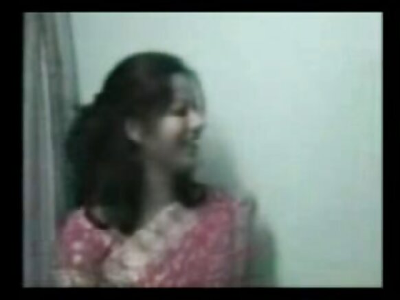 Debbo indiyanke ina loota yaasi sexy video video debbo indiyanke