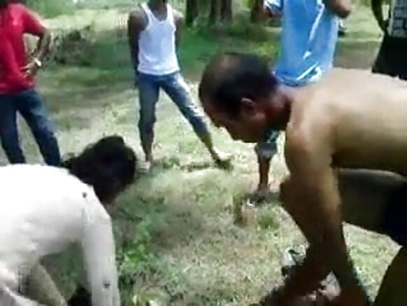 Kaaw Teen Tharaki nanngaama ina ndaara video filmo sexy e suka debbo