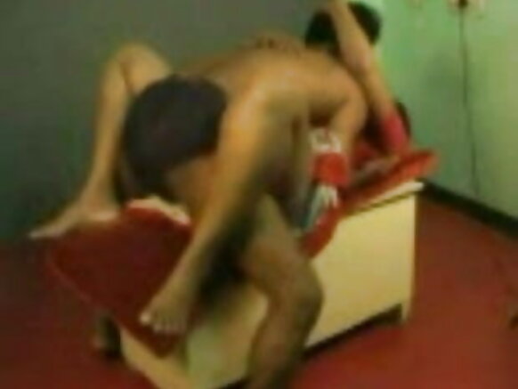 Aunty India ina jokkondiri e nokku golle filmo hottollo sexy fucking