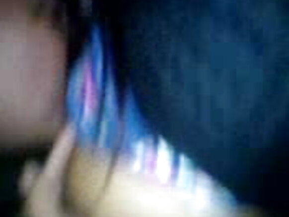 2 HD sexy video film hot sukaaɓe rewɓe desi sukaaɓe rewɓe ina njimra e nder kamera