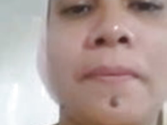 Ɓiɓɓe leydi ndii ina njuɓɓina selfie e ɗemngal ɗemngal Engele Full HD Bhabhi P1
