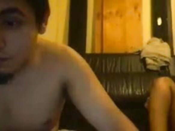 Sud Indian e puccu mbelngu ina jolna gorko mum sexy film engele.