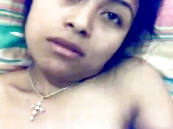 Aunty India hollitii ɓuuɓri kesiri natal wideyoo sexy