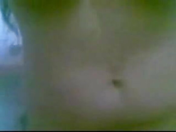 Milf grande real e tits mawɗo ngam ndaarde filmo sexy