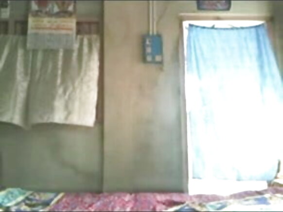 Sexy video e ɗemngal angele ngam jom suudu indian e hd timmuɗo