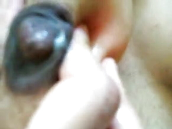 Indiya aunty kosam nyaamdu sexy hindi film video ngam ma