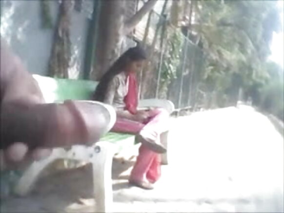 Ɓiɗɗo indiyanke ina jalba e nder leydi indiya park sexy bf hindi film