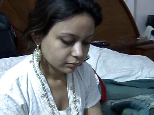 sexy paki saira khan x x x hd film sex e gorko sex e gorko e nder galle