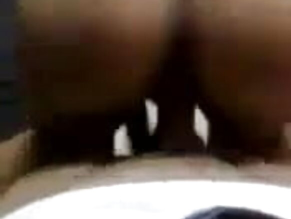 Aunty ɓoornii comci mum sexy film show e sexy sexy