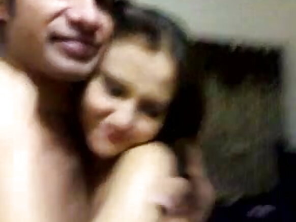 foto sexy video lewru njuumri kollirgol e ɗemngal tamil