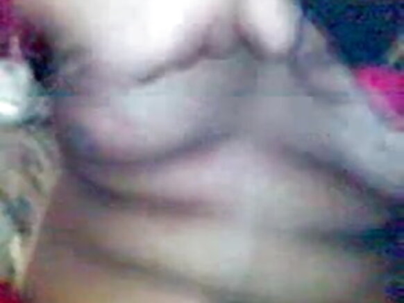 Ɓurɗo yooɗde juulɗo indiyankeejo e kaaw mum nde aunty hindi filmo sexy hd winnditaade juulɓe indiyankeejo