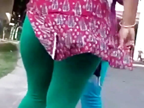 Reshma Thunder's Koolaaɗo am Ƴeew Ko ɓuri, Koppi e Puccu Sexy Film Engele