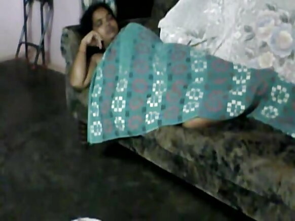 filmu sunny leone sexy e taani e giɗo taani