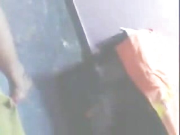 Aunty Kadakkal waɗii wideyoo goɗɗo e filmo hindi sexy hakkunde yumma e ɓiɗɗo