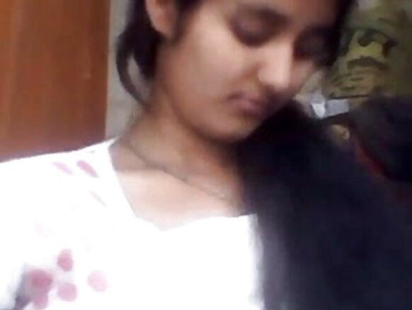 Suka indiyanke holliri ɓuuɓri mum e neɗɗo sexy suka holliri ɓuuɓri mum