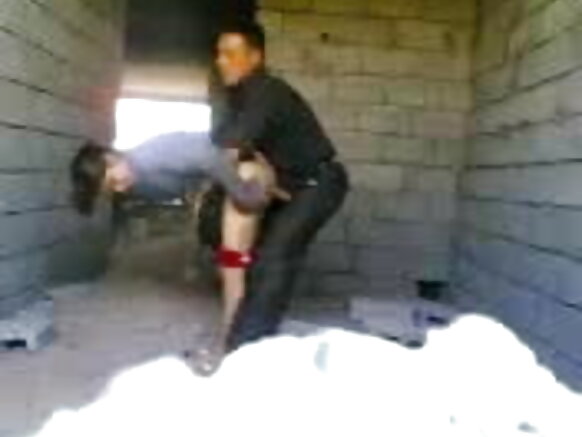 Mi waawataa heɓde nokku ɓurɗo moƴƴude e ɗoo e nder filmuuji Hindi sexy videos.
