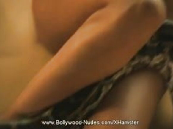 Hollitde loco dance filmo sexy cakkitiiɗo e hindi