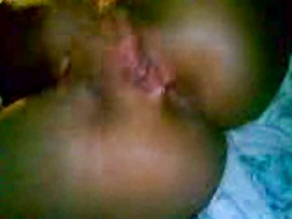 Ɓiɗɗo debbo Indoneesi heɓi puccu fucked e Pakistannaajo e ɗemngal Engele timmungal toowngal firo sexy video