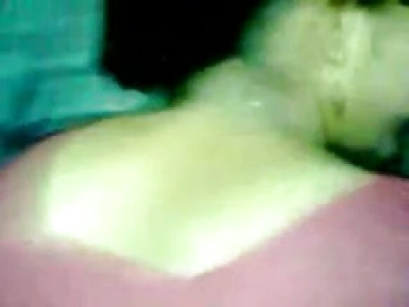 Bangla desi Debbo mo duuɓi 35 holliri gorko mum ƴiiƴam mawɗam. allah am bangla sexy film hollirde wideyoo
