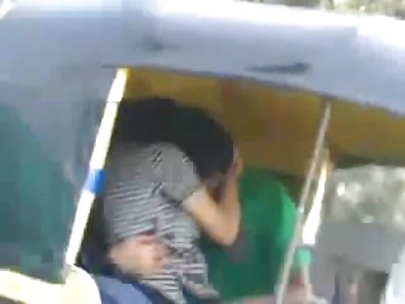 Desi oto riksa kiss sexy hindi film hd