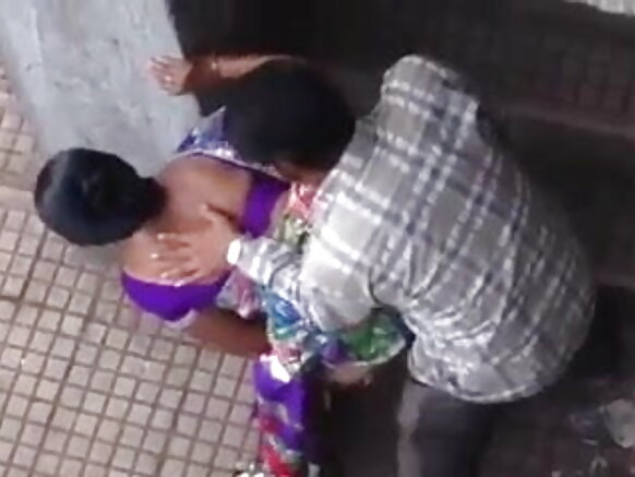yaasi yaasi hindi sexy foto
