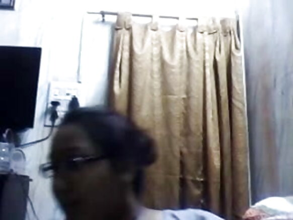 Ɓiɗɗo debbo sumiya desi sex on webcam hindi film sexy