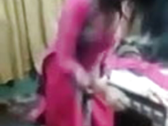 Lahore girl enter film sexy dance lahore